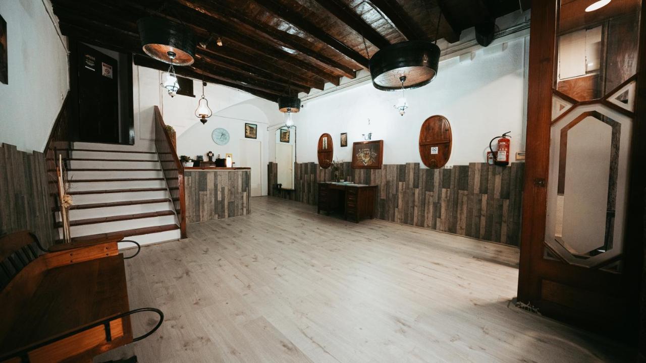 Hostal La Premsa Arenys de Mar Exteriör bild