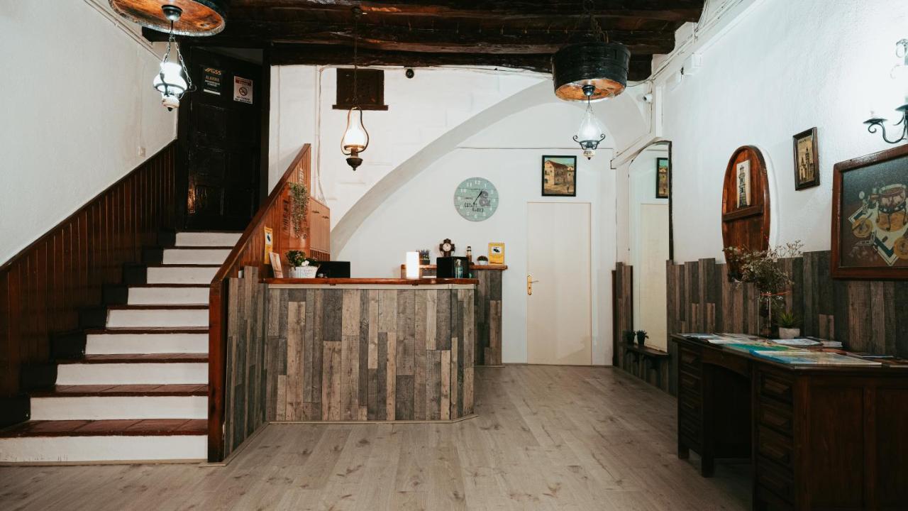 Hostal La Premsa Arenys de Mar Exteriör bild