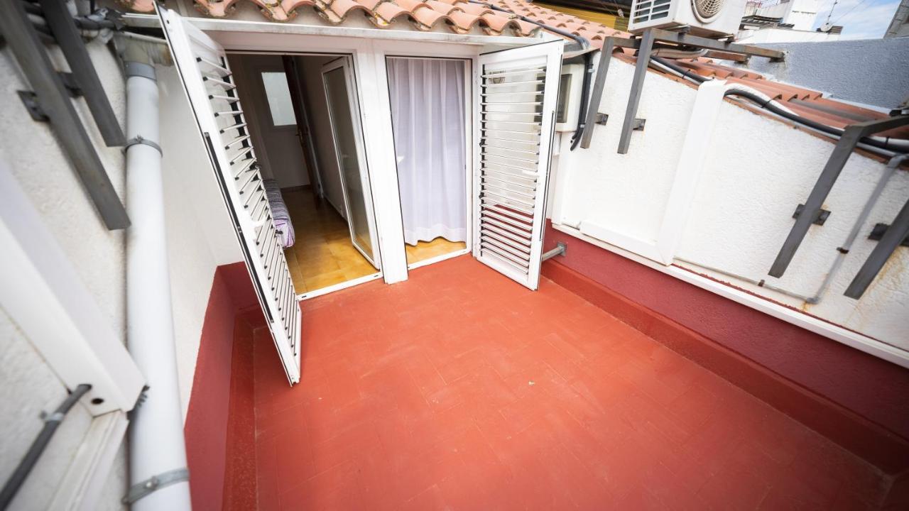 Hostal La Premsa Arenys de Mar Exteriör bild