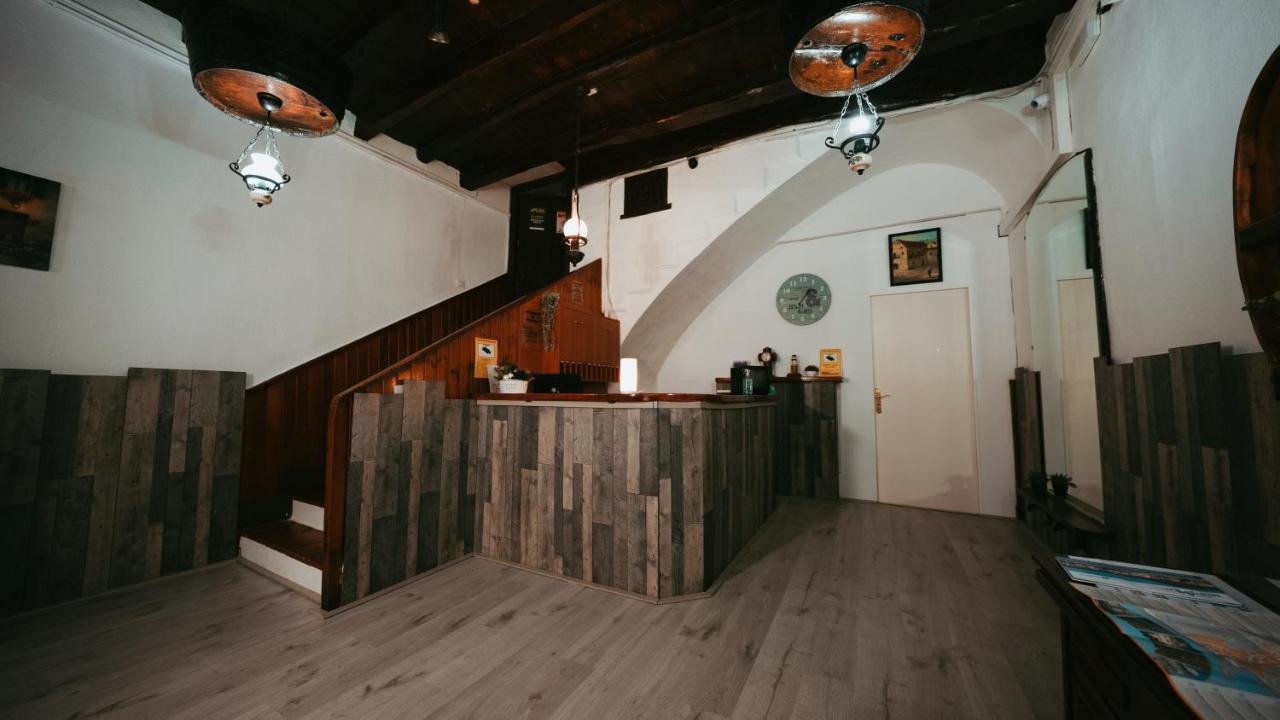 Hostal La Premsa Arenys de Mar Exteriör bild