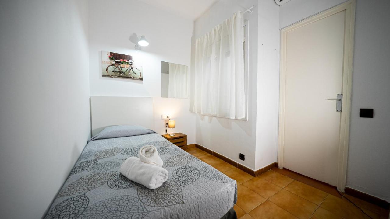 Hostal La Premsa Arenys de Mar Exteriör bild