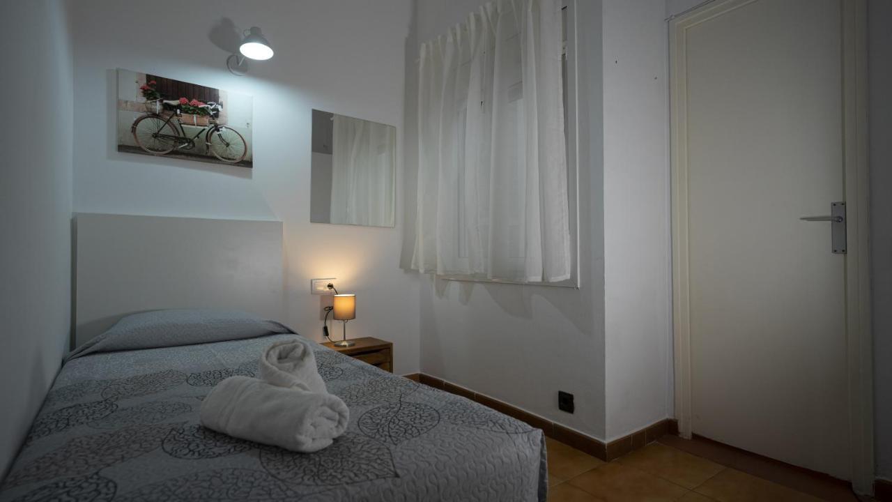 Hostal La Premsa Arenys de Mar Exteriör bild